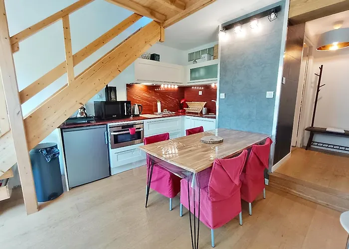 Le Nid De Juliette, T3 Duplex, Parking, Cave * Bagnères-de-Luchon